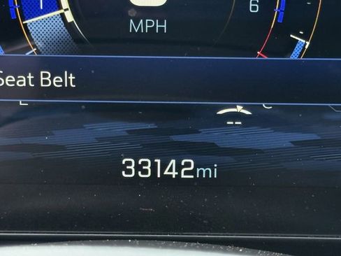 Used 2025 Chevrolet Equinox LT image 16