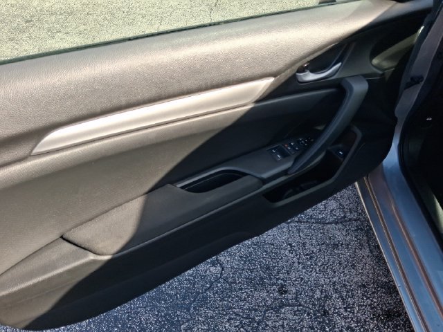 Used 2020 Honda Civic LX image 7