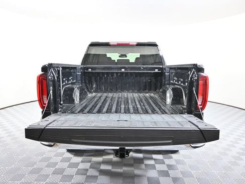 Used 2024 GMC Sierra 1500 SLT AWD/4WD image 6