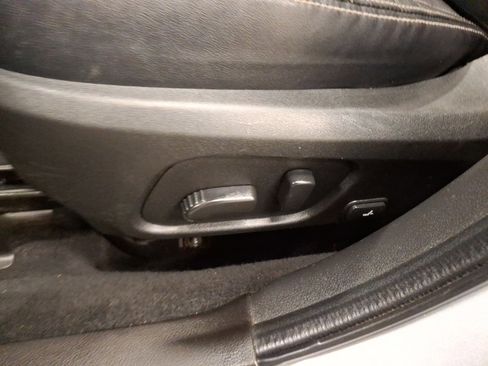 Used 2017 Subaru Forester 2.5i Limited image 14