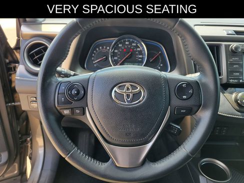 Used 2014 Toyota RAV4 Limited w/ Technology Package AWD/4WD image 21