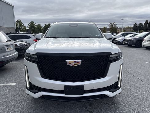 Used 2023 Cadillac Escalade Sport Platinum image 10