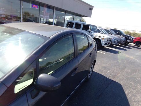 Used 2012 Toyota Prius Three image 33