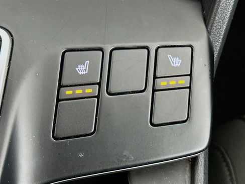 Used 2025 Kia Sportage LX image 25