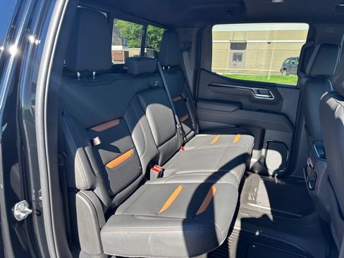 Used 2026 GMC Sierra 1500 AT4 w/ AT4 Premium Package AWD/4WD image 30