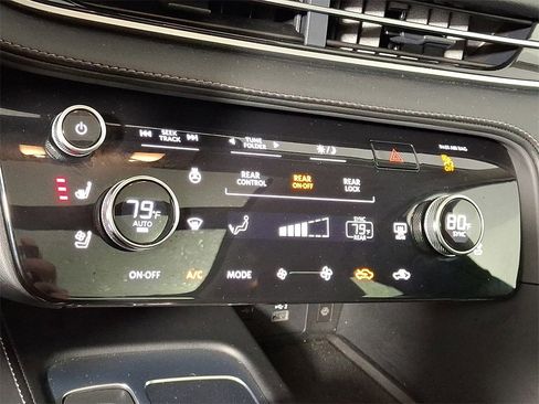 Certified 2025 INFINITI QX60 Luxe w/ Cargo Package image 22