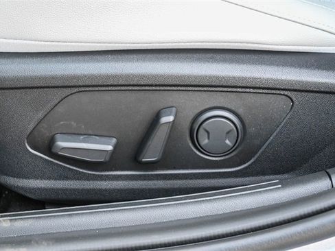 New 2026 Hyundai Elantra Limited image 22