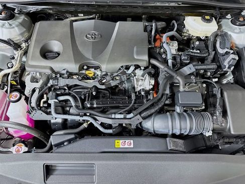Used 2025 Toyota Camry LE FWD image 31