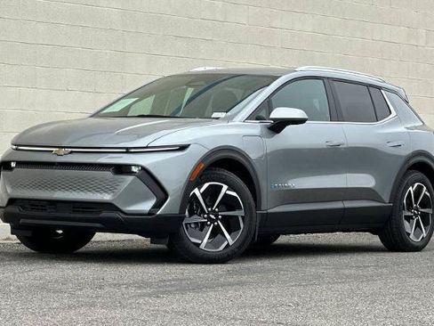 New 2026 Chevrolet Equinox EV LT FWD image 8