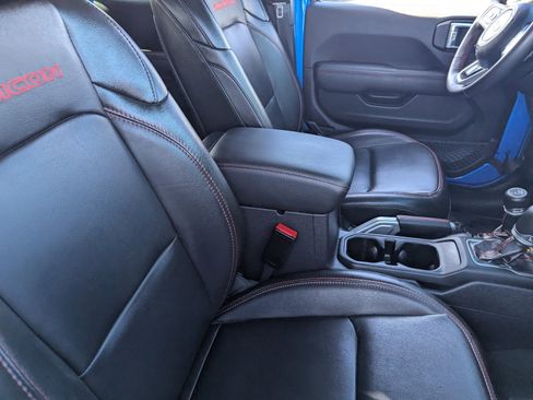 Used 2022 Jeep Wrangler Unlimited Rubicon w/ Steel Bumper Group image 10