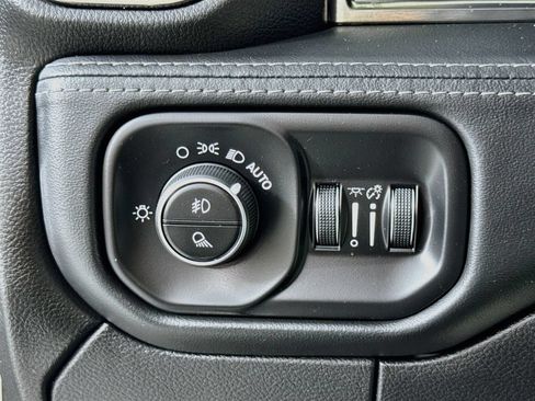 Used 2020 RAM 2500 Limited AWD/4WD image 20