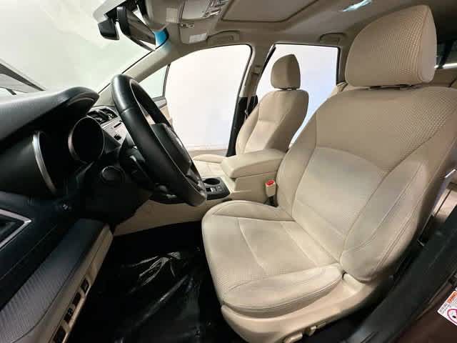 Used 2019 Subaru Outback 2.5i Premium w/ Popular Package #2 AWD/4WD image 17