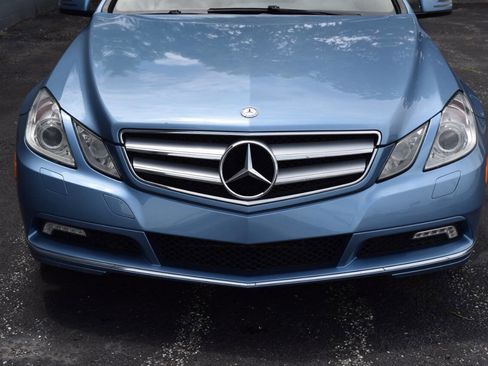 Used 2011 Mercedes-Benz E 350 Cabriolet image 22