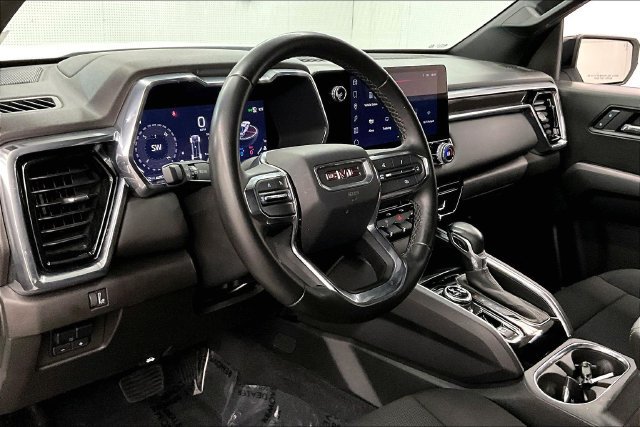 Used 2024 GMC Canyon Elevation w/ Convenience Package AWD/4WD image 17