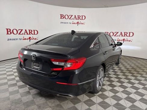 Used 2020 Honda Accord Touring image 8