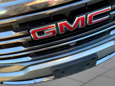 Used 2023 GMC Acadia AT4 w/ Technology Package AWD/4WD image 31