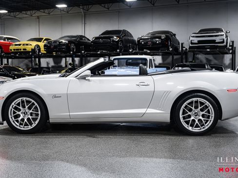 Used 2011 Chevrolet Camaro SS w/ RS Package image 2