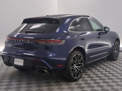 Certified 2023 Porsche Macan AWD/4WD image 8