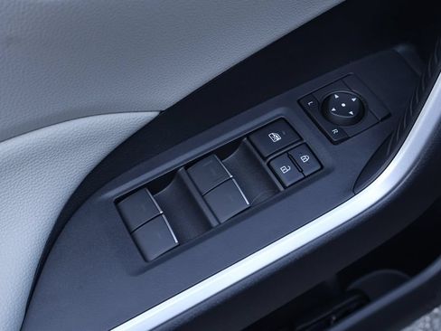 Certified 2025 Toyota RAV4 XLE AWD/4WD image 11