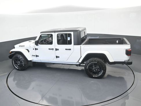 Used 2024 Jeep Gladiator Sport image 52