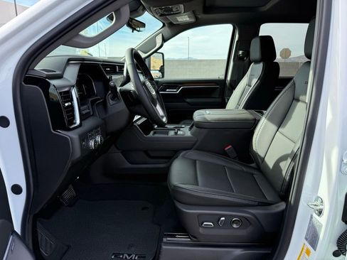New 2026 GMC Sierra 3500 Denali w/ Denali Reserve Package image 10