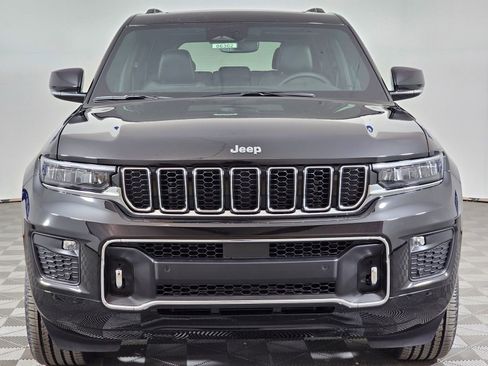 New 2025 Jeep Grand Cherokee Overland image 9