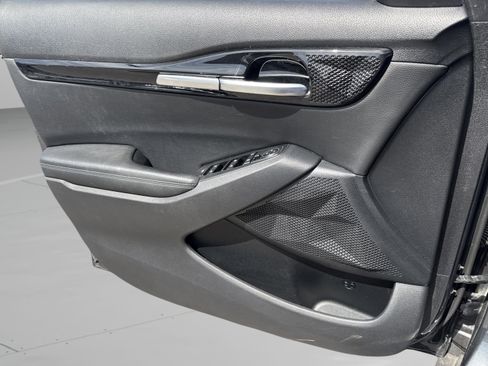 Certified 2024 Kia Seltos S FWD image 19