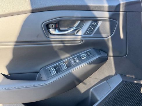 Used 2025 Honda Accord Sport image 14