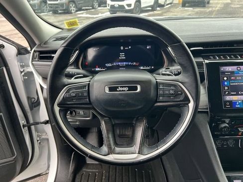 Used 2022 Jeep Grand Cherokee L Limited AWD/4WD image 20