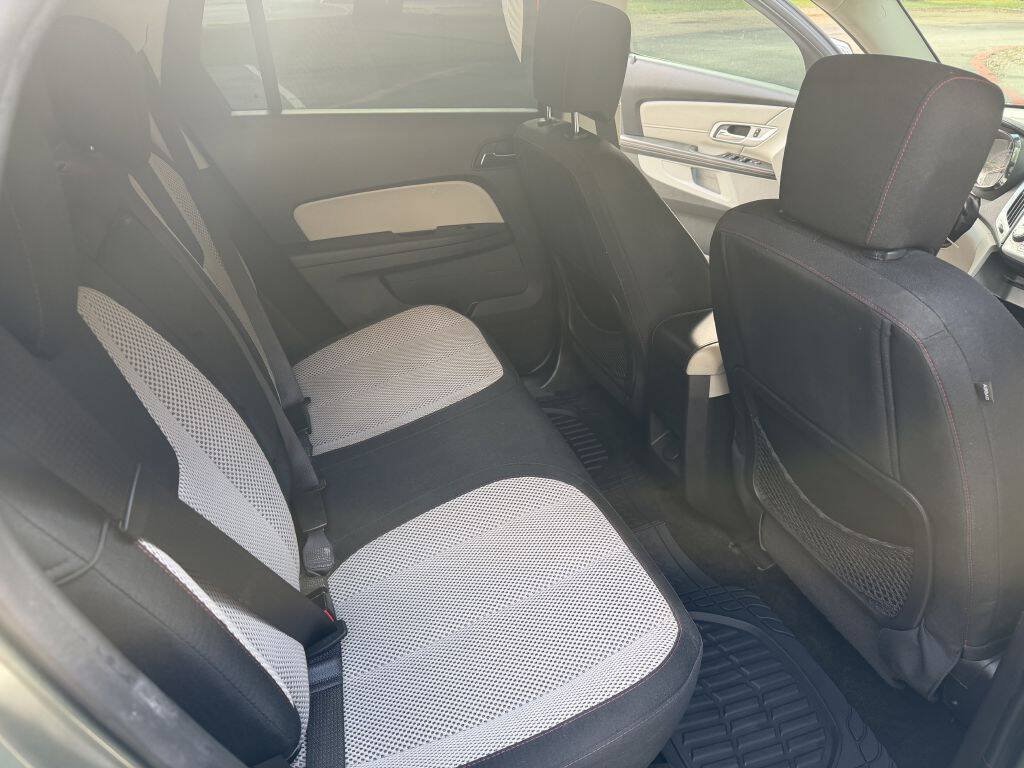 Used 2015 GMC Terrain SLE FWD image 17