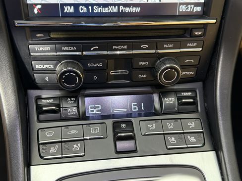 Certified 2016 Porsche 911 Targa 4S AWD/4WD image 15