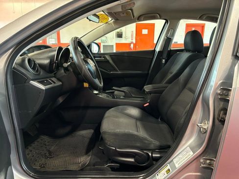 Used 2013 MAZDA MAZDA3 i Sport image 12