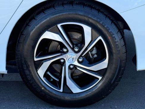 Used 2017 Honda Accord LX image 13