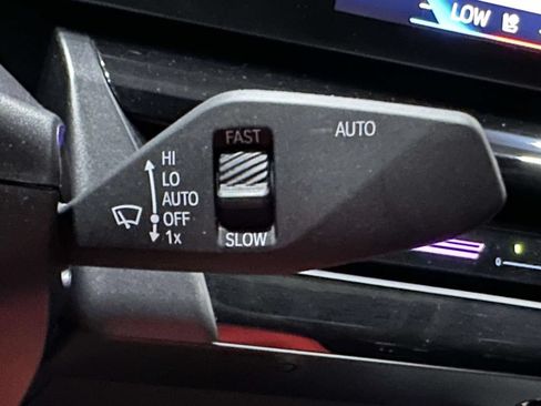 Used 2026 BMW 530i xDrive AWD/4WD image 27
