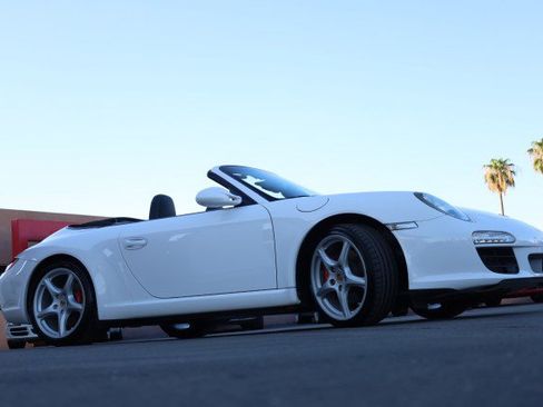 Used 2009 Porsche 911 Carrera S RWD image 12