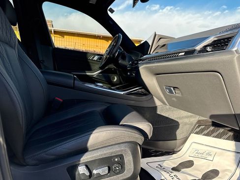 Used 2024 BMW X7 M60i w/ Executive Package image 15