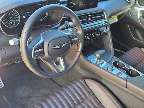 Used 2025 Genesis G70 3.3T Advanced image 15