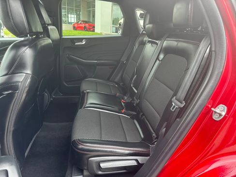 Used 2025 Ford Escape ST-Line AWD/4WD image 11
