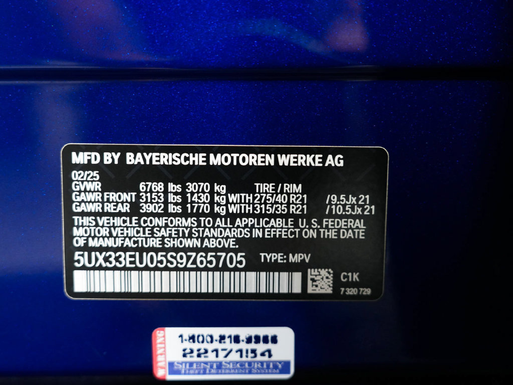 Used 2025 BMW X5 M60i AWD/4WD image 16