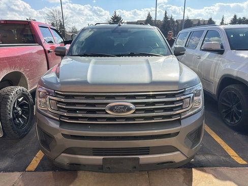 Used 2019 Ford Expedition Max XLT w/ Equipment Group 202A image 2