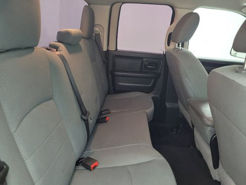 Used 2018 RAM 1500 Express w/ Black Ram 1500 Express Group RWD image 19
