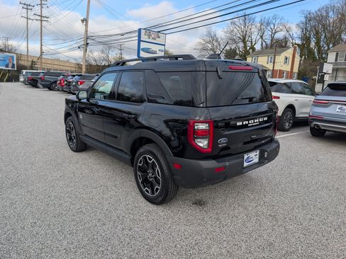 Certified 2025 Ford Bronco Sport Outer Banks w/ Outer Banks Tech Package+ image 5