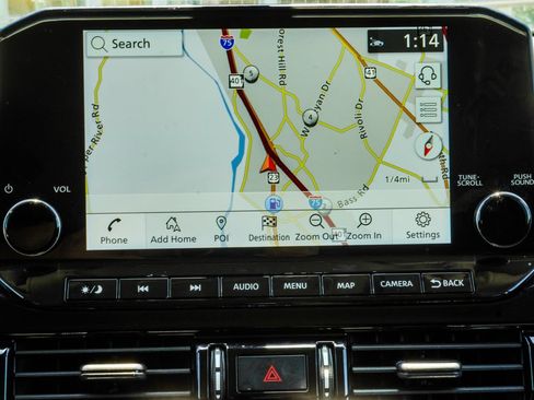 Used 2023 Nissan Pathfinder SL w/ Lighting Package (N92) AWD/4WD image 24