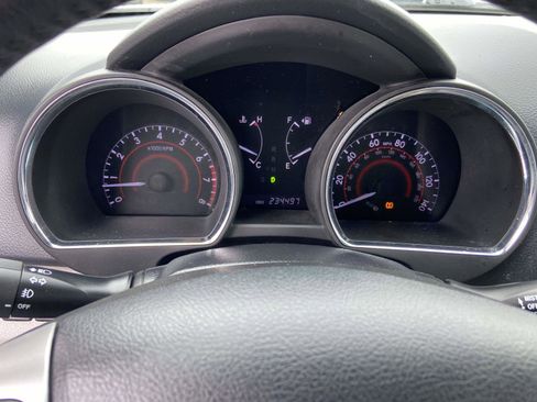 Used 2013 Toyota Highlander SE image 22