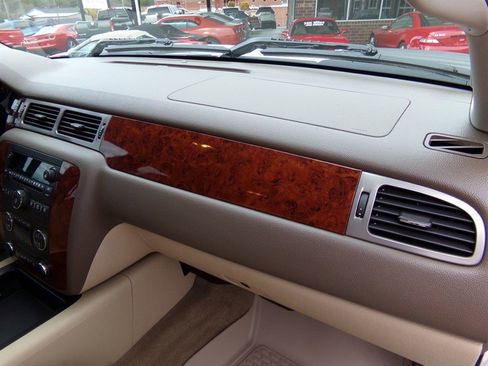 Used 2012 Chevrolet Silverado 2500 LTZ w/ LTZ Plus Package image 43