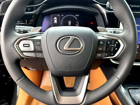 Used 2024 Lexus RZ 300e Premium image 11