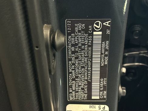 Certified 2023 Lexus UX 250h FWD w/ Accessory Package (Z1) image 29