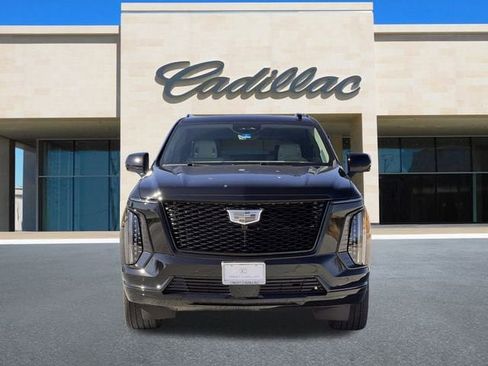 Certified 2025 Cadillac Escalade ESV Sport Platinum w/ LPO, ONYX Package image 9