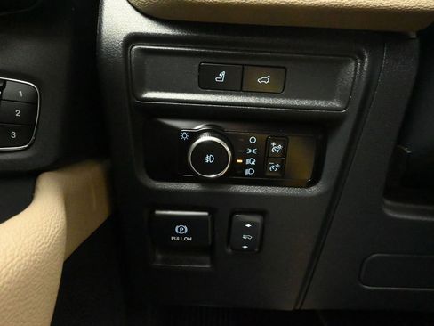 Used 2023 Ford Expedition Limited image 20