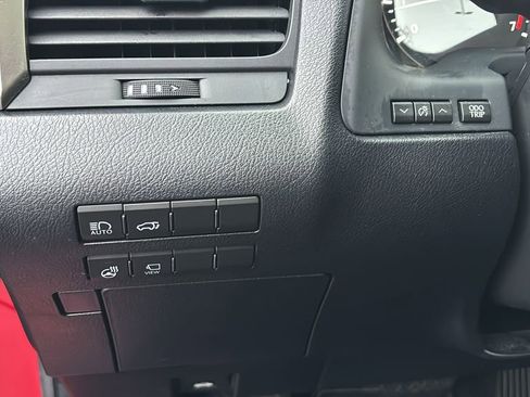 Used 2022 Lexus RX 350L Premium w/ Premium Package image 15